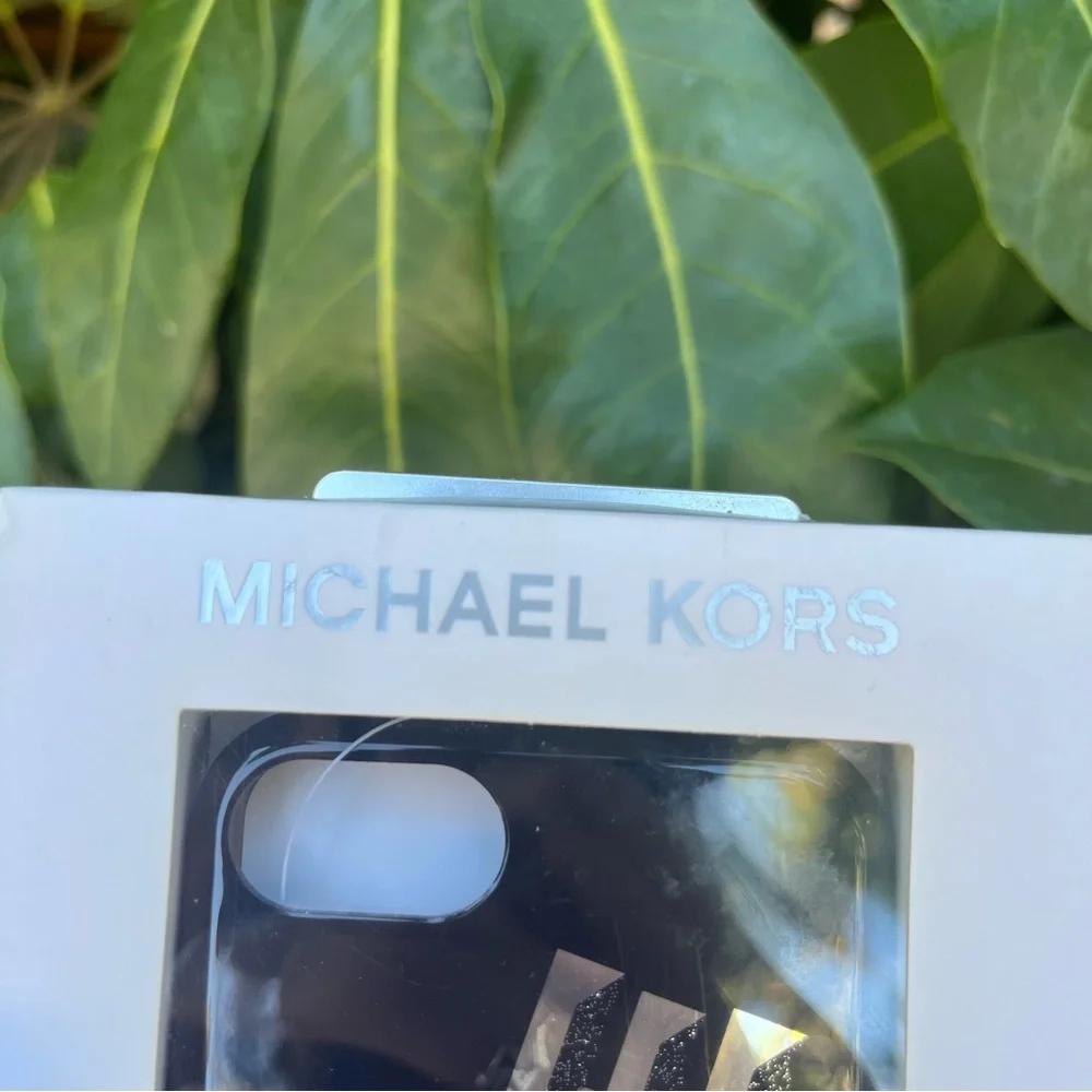 NWT Michael Kors “LOVE”  black iPhone 7 and 8 case!
